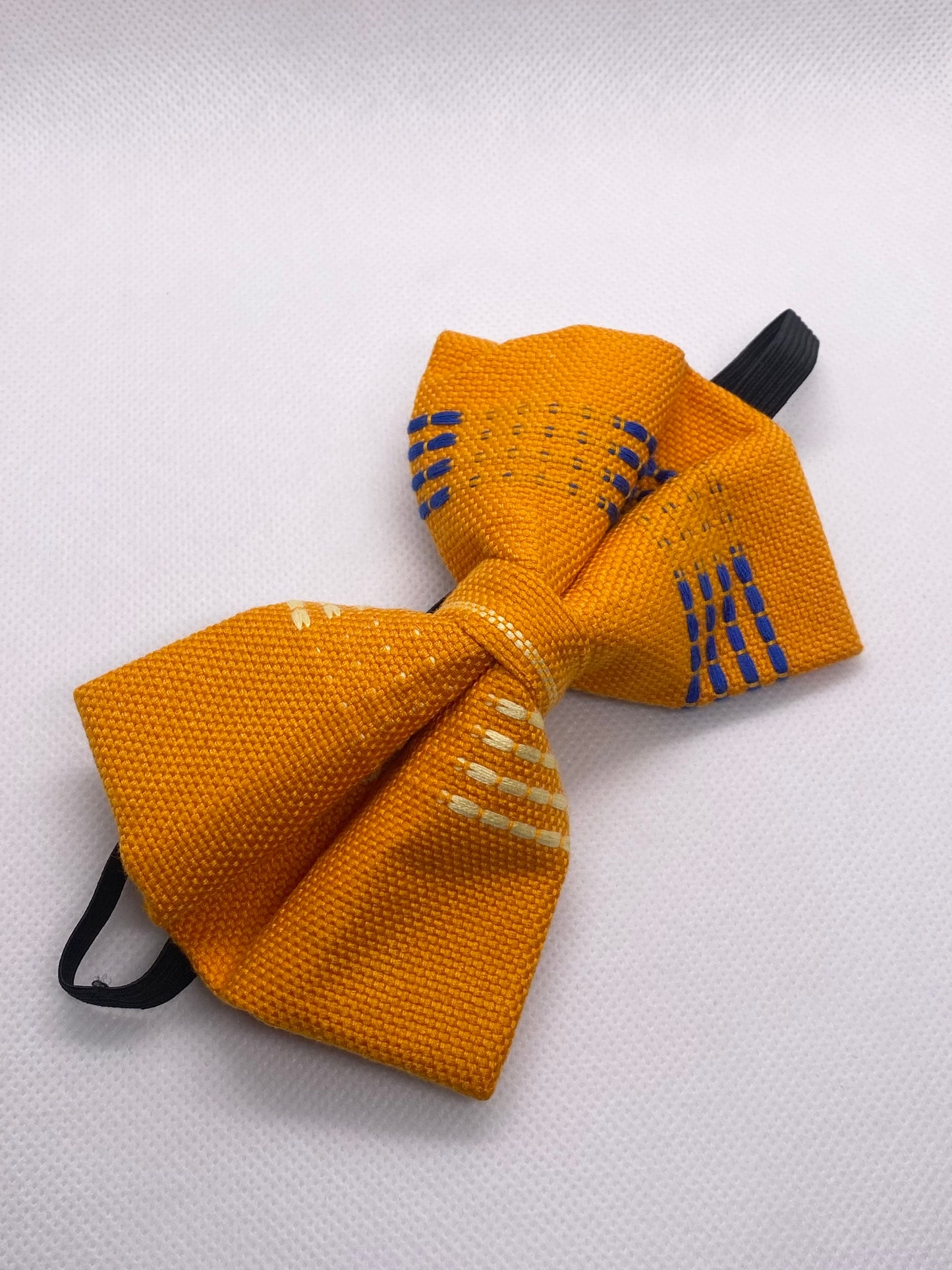 Be Bold Kente Bow Tie